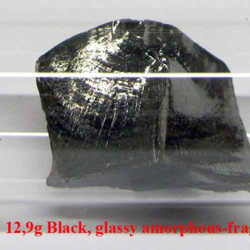 Selen - Se - Selenium  4N 12,9g Black, glassy amorphous-fragment..jpg