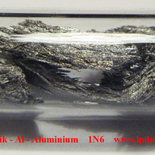 Hliník - Al - Aluminium  dendritic sample