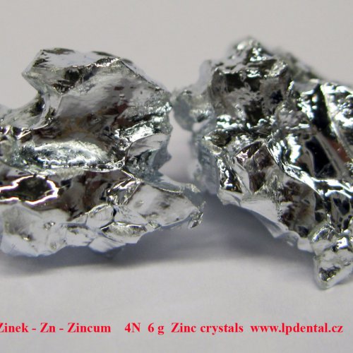 Zinek - Zn - Zincum    4N  6 g   Zinc crystals. Sample -very glossy sufrace.