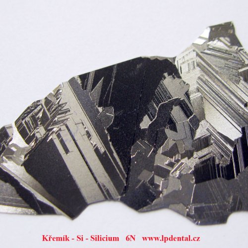 Křemík - Si - Silicium - Silicon Lumps etched