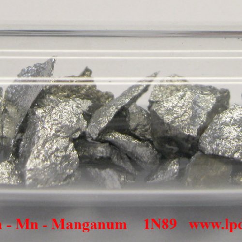 Mangan - Mn - Manganum  Manganese metal lumps. Mn with oxide-free surface.