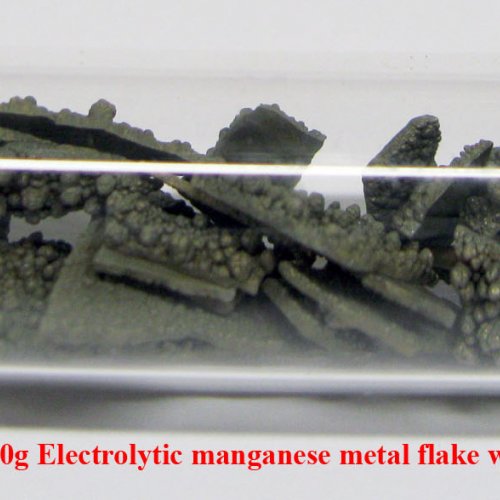 Mangan - Mn - Manganum  2N8  10g Electrolytic manganese metal flake with oxide surface..jpg