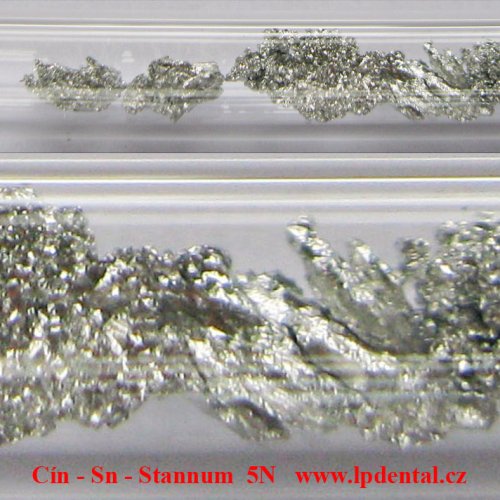 Cín - Sn - Stannum  Tin crystalline fragments sample