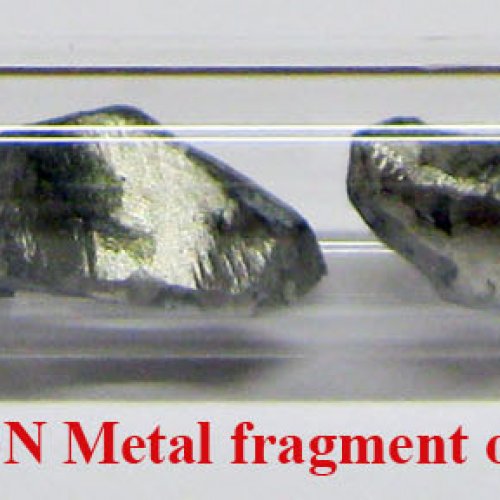 Lanthan - La - Lanthanum 3N Metal fragment of Lantanum.jpg