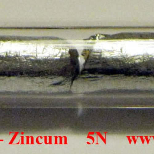 Zinek - Zn - Zincum Sample-rough surface.