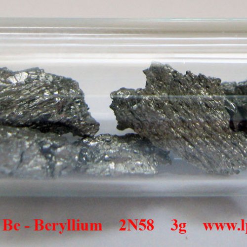 Beryllium - Be - Beryllium  Metal crystalline fragments.