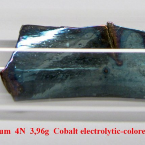 Kobalt - Co - Cobaltum 4N 3,96g Electrolytic Cobaltum Metal Flake.. Colored.
