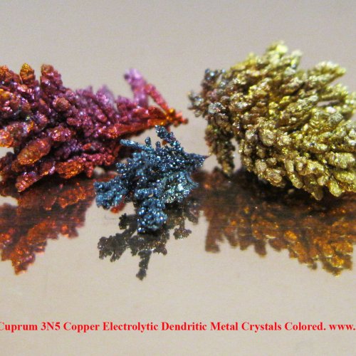 Měď - Cu - Cuprum 3N5 Copper Electrolytic Dendritic Metal Crystals Colored..jpg