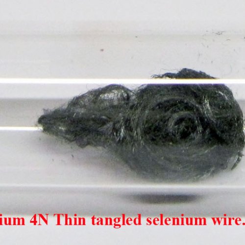 Selen - Se - Selenium 4N Thin tangled selenium wire 2.jpg