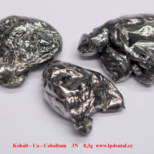 Kobalt - Co - Cobaltum  Cobalt pellets melted by electromagnetic induction.