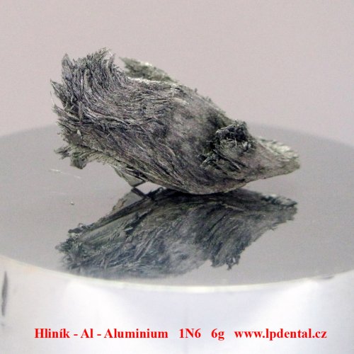 Hliník - Al - Aluminium  dendritic sample