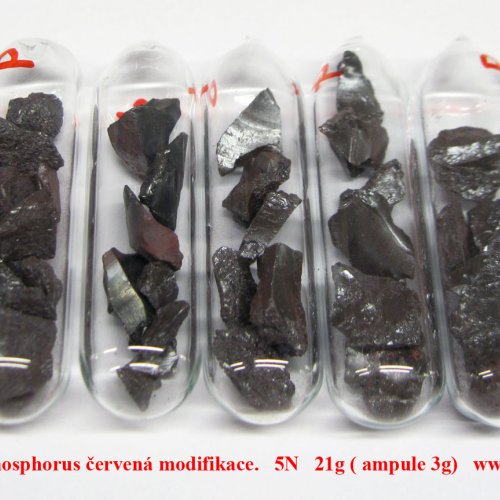 Fosfor - P - Phosphorus červená modifikace-Red phosphorus pieces