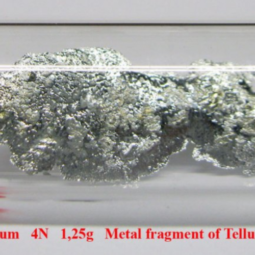 Tellur - Te - Tellurium 4N 1,25g Metal fragment of Tellur.png