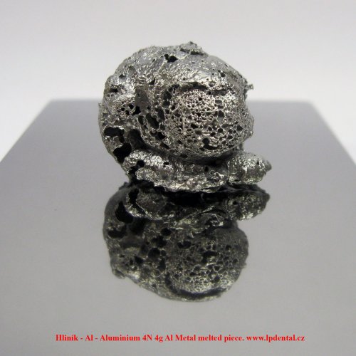 Hliník - Al - Aluminium 4N 4g Al Metal melted piece. 4.jpg