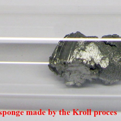 Zirkonium - Zr - Zirconium sponge made by the Kroll proces  2N8  1,8g.jpg
