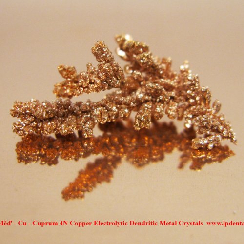 Měď - Cu - Cuprum 4N Copper Electrolytic Dendritic Metal Crystals 4.jpg