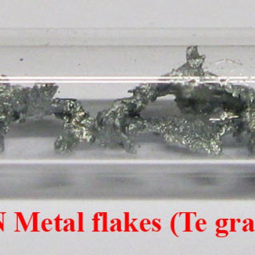 Tellur - Te - Tellurium 4N 5,4g Metal flakes (Te granules).jpg