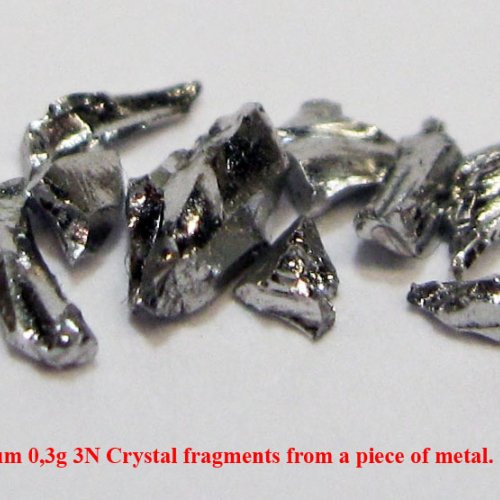 Iridium-Ir-Iridium 0,3g 3N Crystal fragments from a piece of metal. 3.jpg