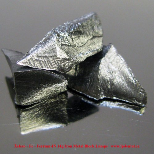 Železo - Fe - Ferrum 4N 14g Iron Metal Block Lumps 2.jpg