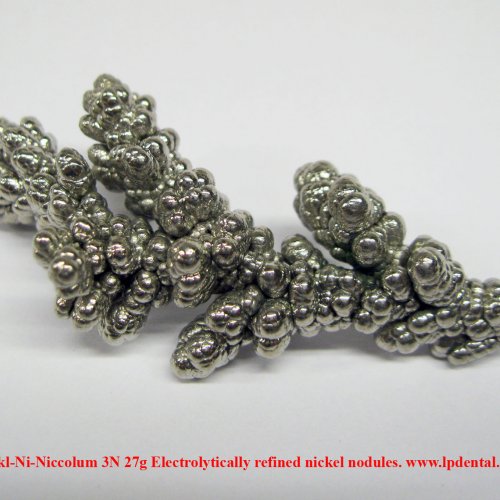Nikl-Ni-Niccolum 3N 27g Electrolytically refined nickel nodules. 1.jpg