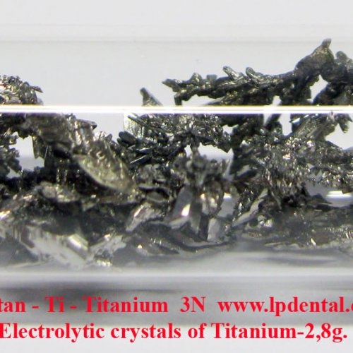 Titan - Ti - Titanium Electrolytic crystals of Titanium 7.jpg