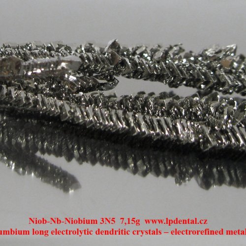 Niob-Nb-Niobium 3N5 7,15g Columbium long electrolytic dendritic crystals-electrorefined metal. 2.jpg