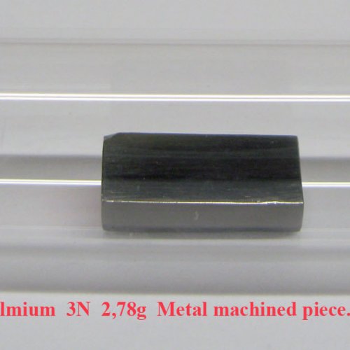 Holmium - Ho - Holmium  3N  2,78g  Metal machined piece..jpg