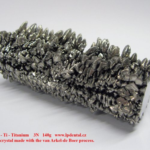 Titan  - Ti - Titanium crystal made with the van Arkel-de Boer process.3.jpg